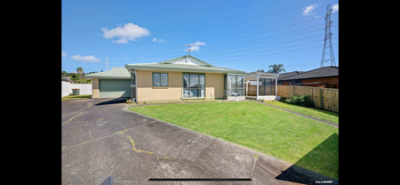 3 Bedroom Brick & Tile with Double Garage - Photo 2