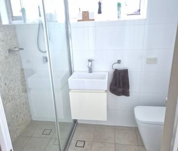 Freshwater - Photo 2