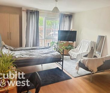 Studio to rent - Photo 3