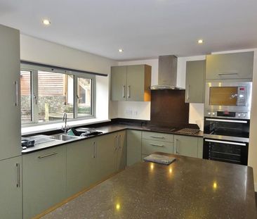 2 bedroom barn conversion to rent - Photo 4
