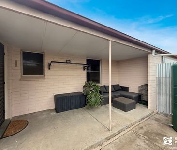 Comfort, Convenience, Charm! - Photo 6