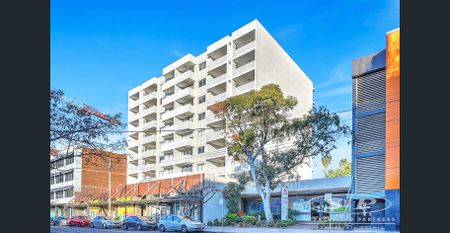 Terrace Apartment, PARK TOWER - Photo 4