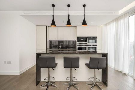 3 bedroom flat to rent - Photo 3
