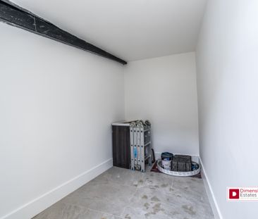 Fourth Avenue, E12, London - Photo 4