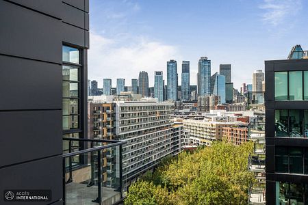 Stunning Penthouse in Griffintown | Accès International - Photo 5