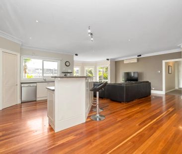 18 Cottage Place, Mornington. - Photo 1