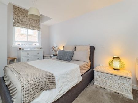 Drapers Bridge, Nottingham, NG1 - Photo 3