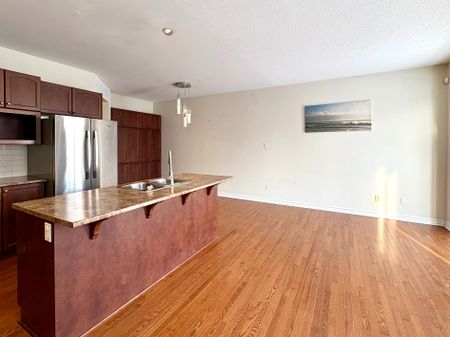For Lease - 154 Highbury Park Drive, Barrhaven, Ontario - Photo 3