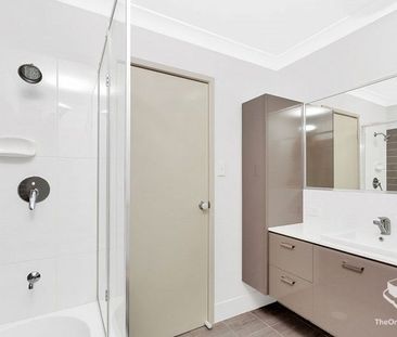 Break Lease! SPACIOUS 3 BED UNIT IN LEAFY COMMUNITY CLOSE TO SHOPS ... - Photo 5