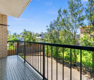 2/82 Jamieson Street, Bulimba, Qld 4171 - Photo 1