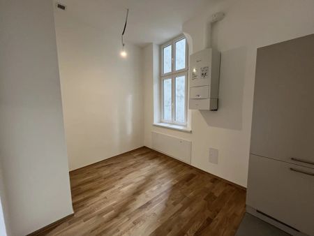 Erstbezug nach Sanierung - repräsentative Altbauwohnung bei der Mariahilfer Straße - Foto 5