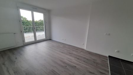 location Appartement T2 DE 39.96m² À MASSY - Photo 4