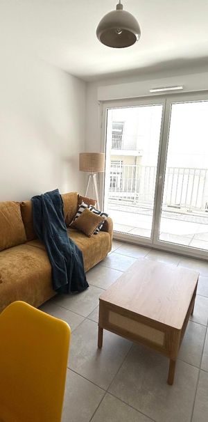 Location Appartement 2 pièces 38m² ST ETIENNE 42000 - Photo 1