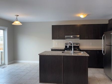 For Lease - 29 Fallengale Crescent, Kanata, Ontario - Photo 5