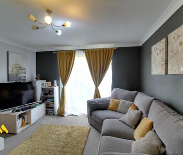 2 bedroom semi-detached house to rent - Photo 4