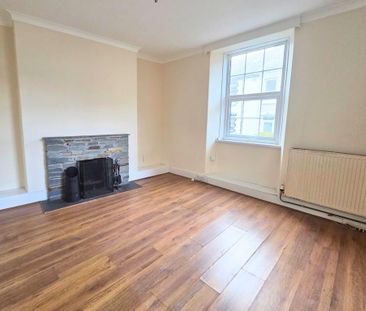 3 bedroom end of terrace house to rent - Photo 4