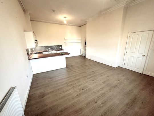 1 Bed Flat, Princes Park, L8 - Photo 1