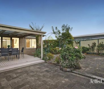 Spacious Family Home with Multiple Living Areas - Photo 5