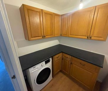 Available now, we offer to you a two bedroomed, ground floor apartm... - Photo 2