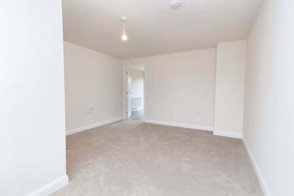3 bedroom mid-terrace to rent Falstaff Dene, Wellingborough, NN8 3FZ - Photo 1