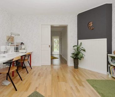 Fågelvägen, Kristinehamn - Foto 1