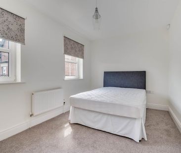 9 St Johns Place, BELFAST, BT7 3HA - Photo 1