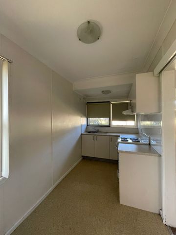 Studio Apartment - Photo 2