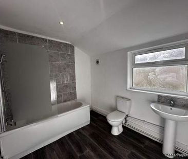 3 bedroom property to rent in Grimsby - Photo 6