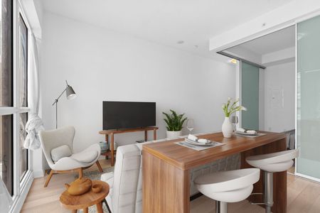 For Lease - 210 Simcoe Street Unit# 1002, Toronto, Ontario - Photo 5