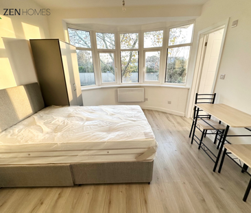 Studio to rent - Photo 2