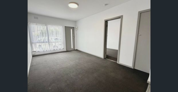 Freshly Renovated 1-Bedroom Apartment in a Prime Location - Photo 1