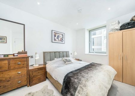 Buckhold Road, SW18 4RG, London - Photo 2