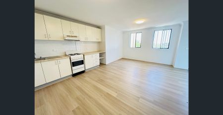 HEART OF PETERSHAM - Photo 5