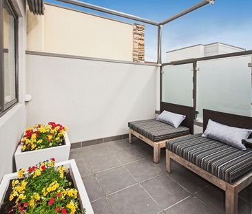 Designer Two Bedroom Townhouse - Photo 6