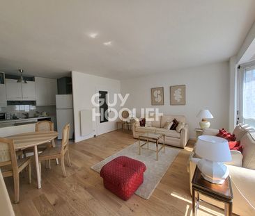 GRAND T2 MEUBLE - PLACE CROIX ROUSSE - Photo 2