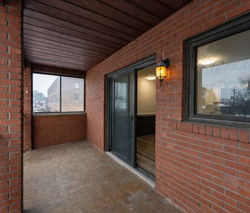 For Lease - 713 The Queensway N/A Unit# #Rear, Toronto, Ontario - Photo 3