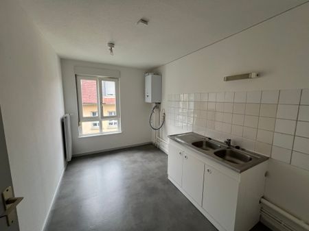 Location - Appartement T4 - 80 m² - Baume-les-Dames - Photo 5