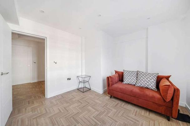 Whiteheads Grove, Chelsea, SW3 - Photo 1