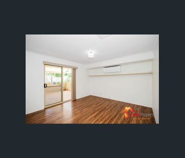 Spacious 4 Bedroom, 2 Bathroom Home in a Prime Location! - Photo 5