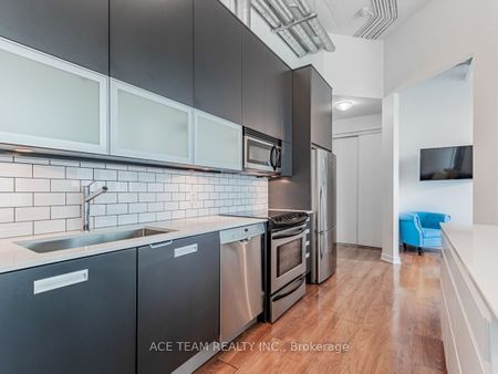 380 Macpherson Avenue #437 , - Photo 3