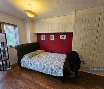 3 bedroom detached house to rent - Photo 5