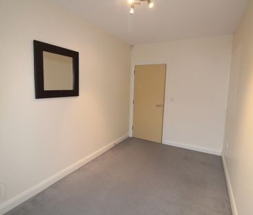 31 Loughshore Courtyard, Newtownabbey, BT37 0ZS - Photo 6