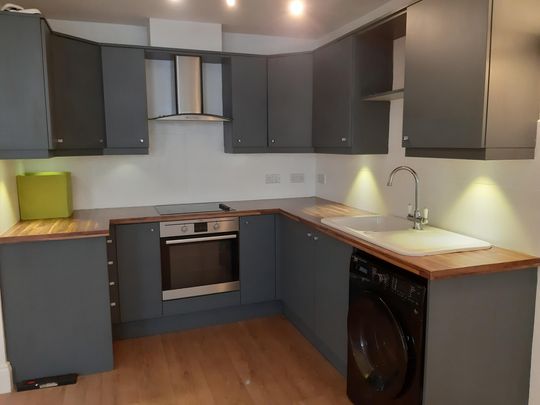 Belmont Road, Harrogate - Photo 1