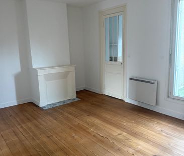 Location Appartement 3 pièces 58m² BORDEAUX 33000 - Photo 1