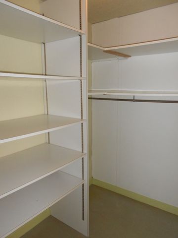 Location Appartement 2 pièces 74m² BESANCON 25000 - Photo 4