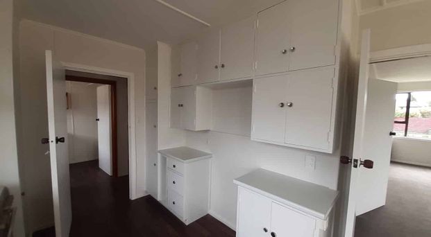 Four Bedroom Family Home in Hoon Hay - Photo 1