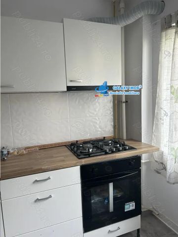 Inchiriere apartament 3 camere Rahova - Photo 4