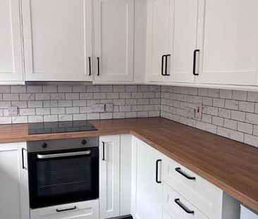 21 Downpatrick Street, Saintfield, BT24 7AY - Photo 3