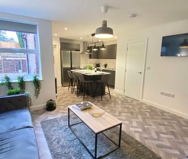 Carlton Street Unit 5 - Photo 4