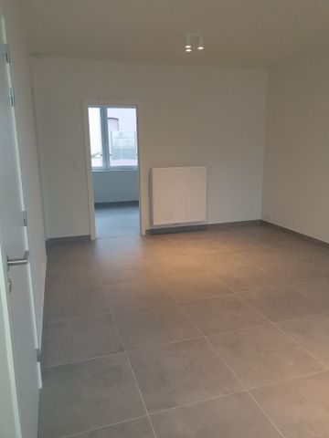 Instapklaar appartement met modern dakterras op de 1ste verdieping - Photo 3